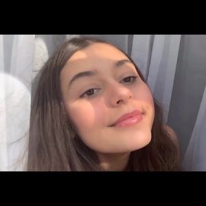 Meet your Posher, Natalia